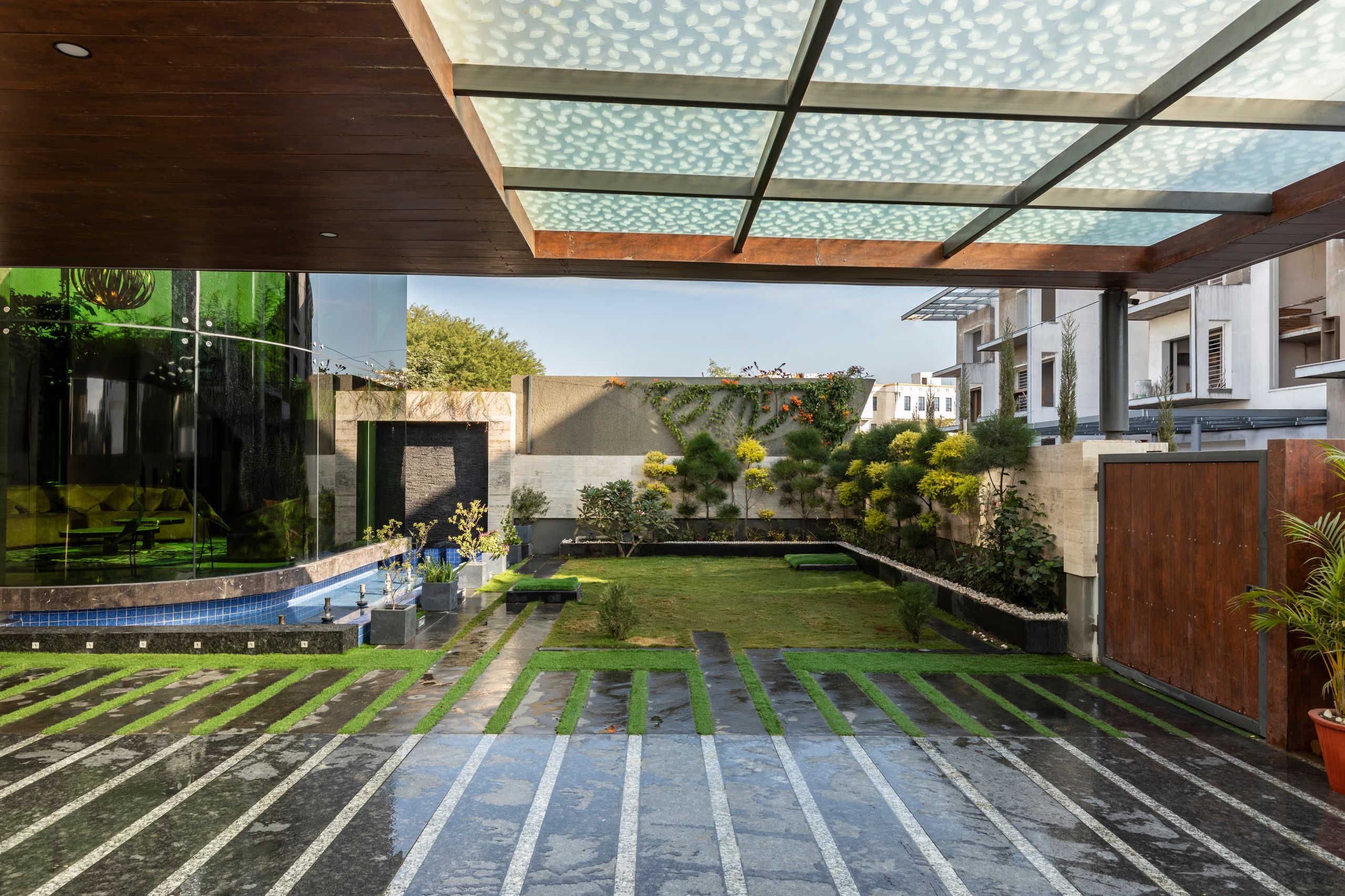 The Leaf House 27