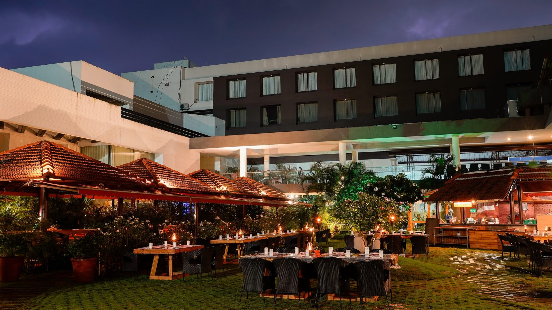 Little Monk Restaurant 10
